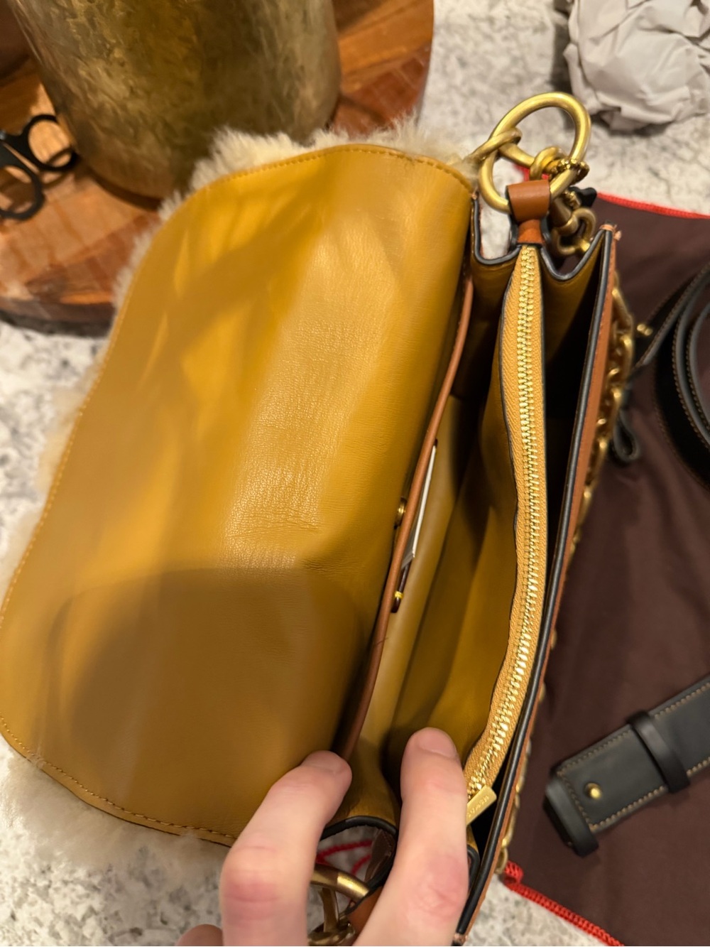 Coach Beat Bag Shoulder Bag (Style C5267) In 1941 Glove Tanned/Suede/Shearling - Picture 8 of 10